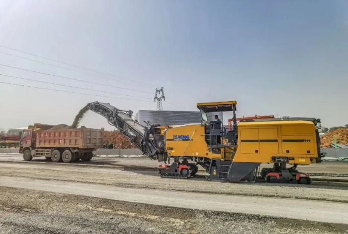 1b9632c72ad64df6a1d3cea80937e2f4