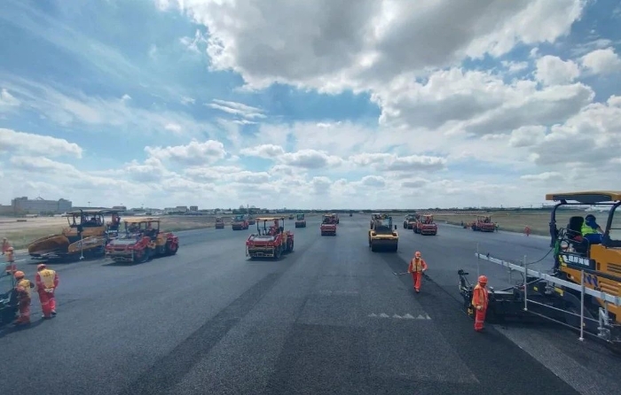 15天、26.6万平方米、45000吨！难！难！难！战！战！战！