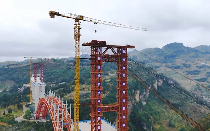 双塔连山涧 | 九洲国际塔机奋战白水河特大桥
