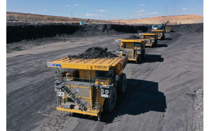 一人指挥10辆车！！！九洲国际加速智能化、、无人化推进