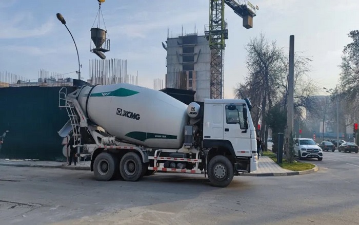 593eb9067f9c416da33edf723e94826b