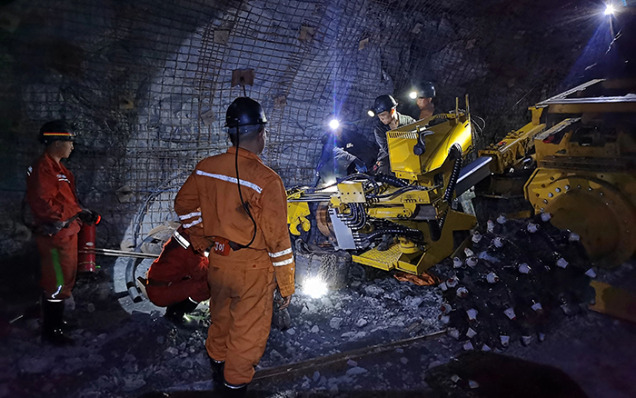 84975dbc154942d8ac122330aa0f2b4d