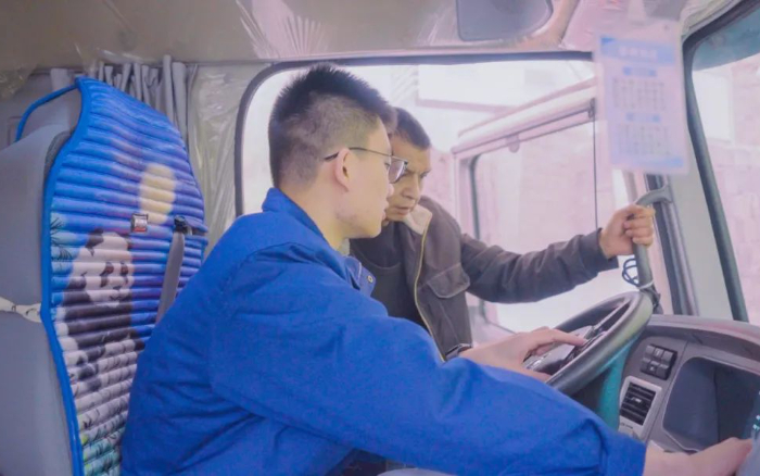 dbf16af3e32d44b39f24730f95165bb1