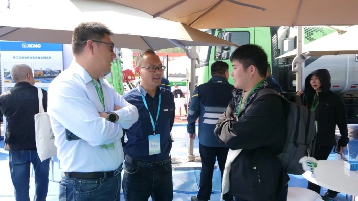 08bf57df943f45a38f8953ec0935a620