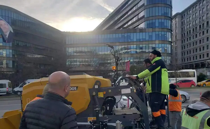 筑梦欧洲-土耳其：：：首台RP305建设机园地下停车场