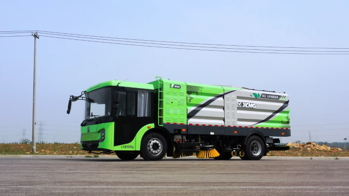 【新品争先看】高效、恬静、智能全都要？？？九洲国际低入口洗扫车给您谜底！！