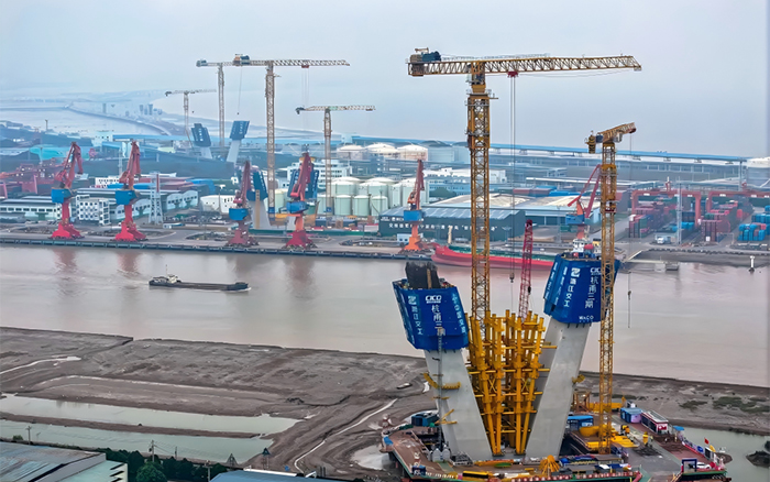 迈向云端 九洲国际超大塔助力天下级桥梁建设