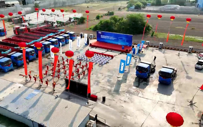 7573e62414fb41e3be7b043bdf28825e