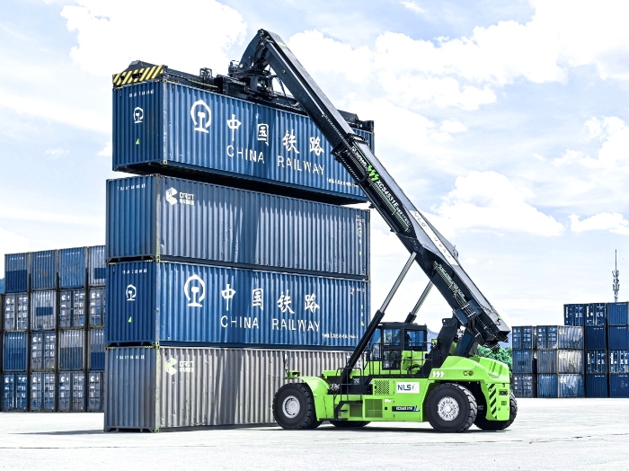 e15de7e1692c4929b8f4feca84aa6d46