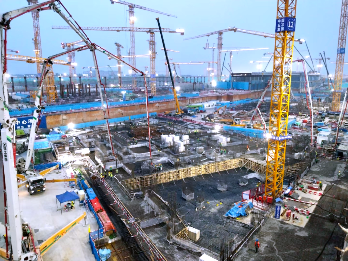 42169df6576348efa7974345aa173e2f