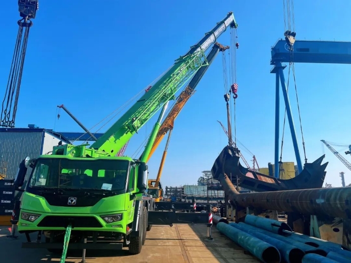 747523c52e354492b6cdeb18fa93cd7b