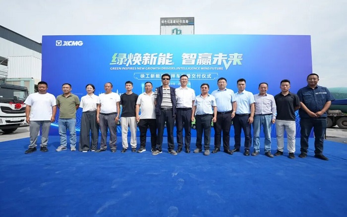 93297df0198f48d6b1bfeaa35a87c356